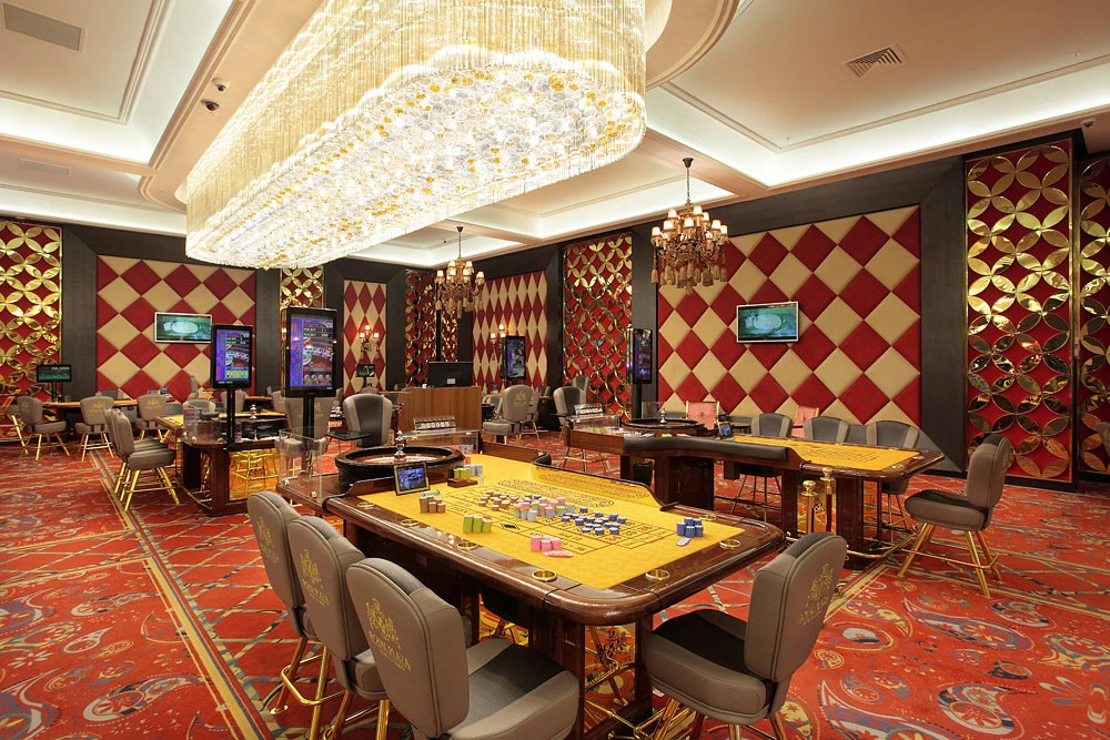 Een sfeervol restaurant in casinostijl in het centrum van Helsinki